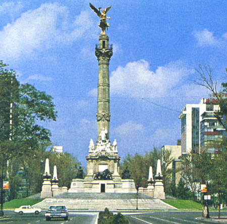Columna de la Independencia 2000